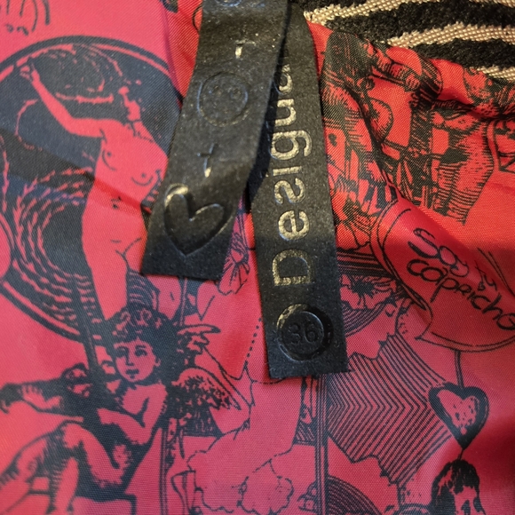 Desigual Red and Black Graphic Design - Picture 7 of 7